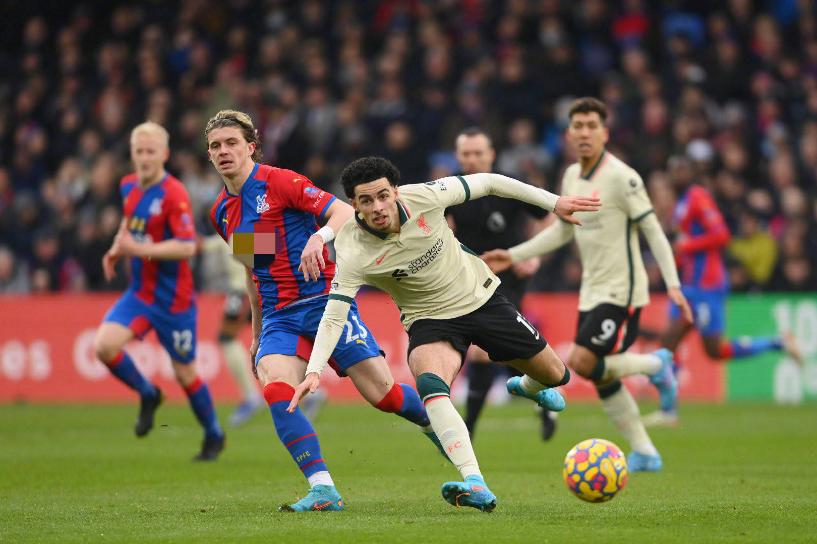 中宣部电影局：发掘电影创作与社会发展之间的积极联系.