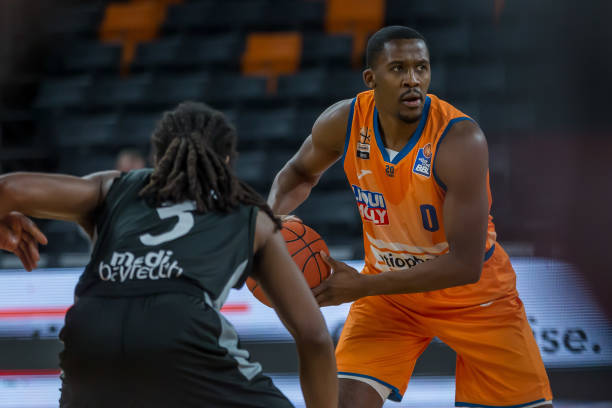 代球迷和球 代球迷和球